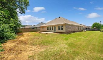 3270 Clover Hill Ln, Benton, AR 72015
