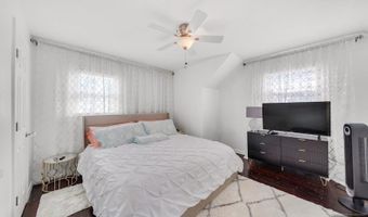 201 Maiden Ln, Bergenfield, NJ 07621