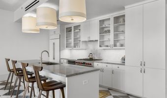 27 Admiralty Row 305, Alys Beach, FL 32461