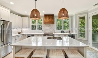 3 Belfair Point Dr, Bluffton, SC 29910