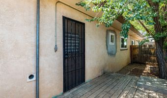 215 Madison St NE, Albuquerque, NM 87108