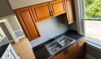1719 E 48th St, Ashtabula, OH 44004