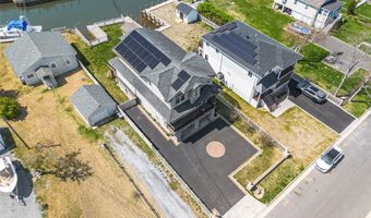 83 Central Ave, Amityville, NY 11701