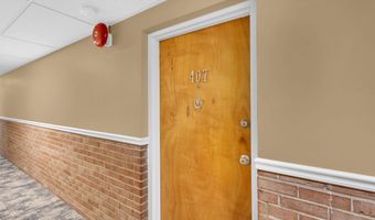 5111 8TH Rd S 407, Arlington, VA 22204
