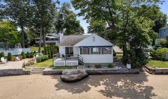 15 River Rd, Branford, CT 06405