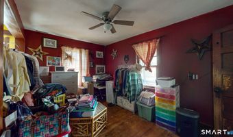 92 Water St, Chester, CT 06412