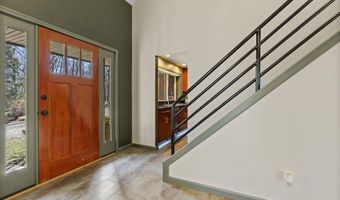 5557 N Territorial Rd, Ann Arbor, MI 48105