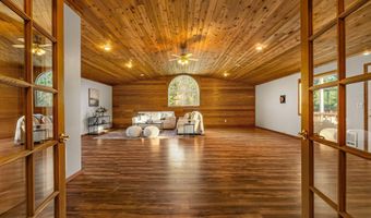 526 Mountain View Rd, Clark Fork, ID 83811