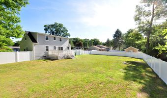 65 Council Ring Dr, Bristol, CT 06010