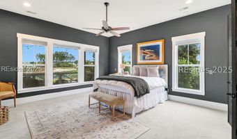 302 Castaway Dr, Bluffton, SC 29910