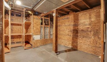 6511 SE NEEDHAM St A, Milwaukie, OR 97222