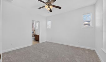 824 ISLEBAY Dr, Apollo Beach, FL 33572