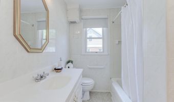 307 CARR Ave, Rockville, MD 20850