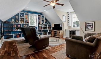 14 Cord Grass Ln, Savannah, GA 31405