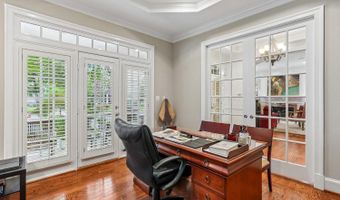 5114 WESSLING Ln, Bethesda, MD 20814