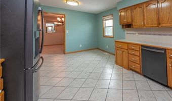 15143 Briarwood Dr, Basehor, KS 66007