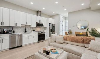 2213 M St NE 9, Washington, DC 20002