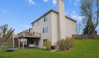 3 BLACKWOLF Ct, Algonquin, IL 60102