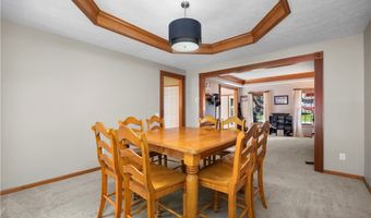 224 Sleepy Hollow Dr, Amherst, OH 44001