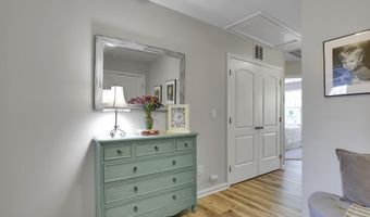 109 Haybarn Ct, Apex, NC 27502