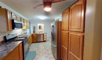 1520 Hash Ridge Rd, Barboursville, WV 25504