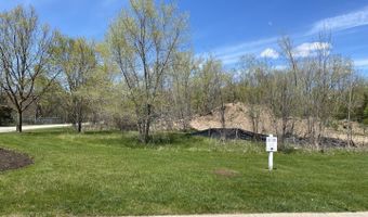 40729 N North Newport Dr, Antioch, IL 60002