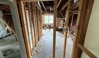 5207 Weber Rd, Affton, MO 63123