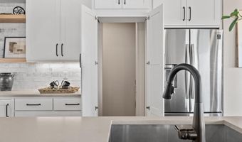 1837 BEAR CUB Rd, Cheyenne, WY 82009