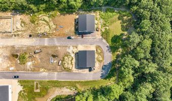 129 Isinglass Cir, Barrington, NH 03825