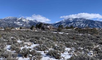 Mariposa, Arroyo Seco, NM 87514