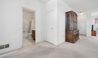 84 Chain Blvd, Bayville, NJ 08721