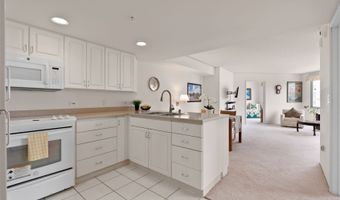 1314 Kalakaua Ave 1211, Honolulu, HI 96826