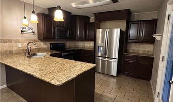 2 Powick Ln, Bella Vista, AR 72714