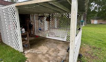 206 N Easthaven Dr, Amory, MS 38821