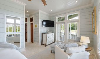 2 Fort Holmes Trl, Bald Head Island, NC 28461