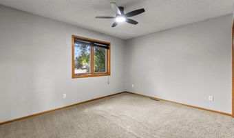 14366 Europa Ave, Apple Valley, MN 55124