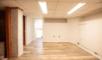 293 State St, Bangor, ME 04401