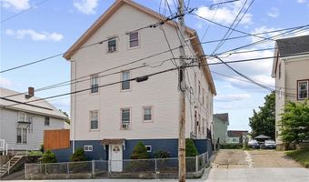 14 Parker St, Central Falls, RI 02863