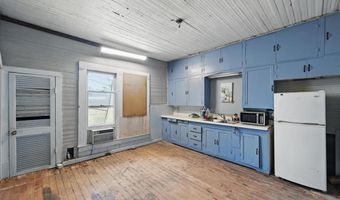 402 S Watson St, Alvarado, TX 76009