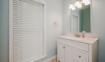 143 GRANDE CLUB Dr, Alabaster, AL 35114