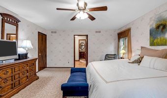 28 Doherty Dr, Middletown, NJ 07748