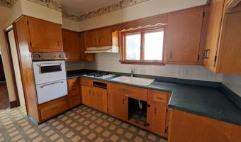 2631 Oak Ave, Altoona, PA 16601