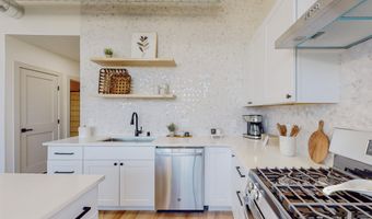 223 Sierra Dr SE C1, Albuquerque, NM 87108