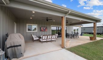 109 County Road 2696, Alvord, TX 76225