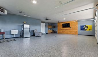 2818 W HIDDEN PINE Dr, Appleton, WI 54913