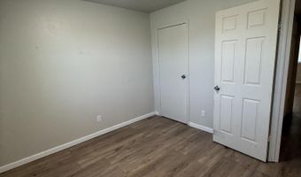 808 810 812 N Roselawn Ave, Artesia, NM 88210