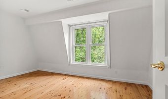 95 Anderer Ln 7, Boston, MA 02132