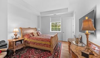 8111 RIVER Rd 116, Bethesda, MD 20817