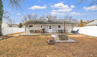 376 Folino Dr, Bridgeport, CT 06606