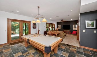 33943 Mill Creek Dr, Adel, IA 50003
